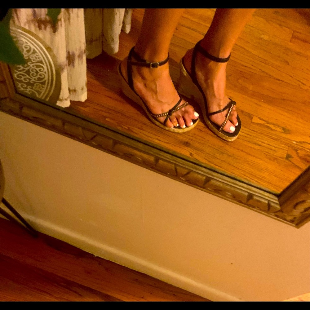ALDO brown strappy wedges